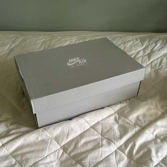 Nike Air Force 1 Low “Obsidian Gum” ‘07 - Picture 8 of 9